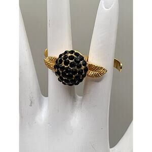 Vintage Sarah Cov Black Rhinestone Double Finger Ring Gold Tone Hard to Find